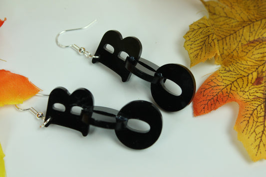 Halloween Boo drop earrings, seasonal fun, prefect for the holiday fashion style!  Show personality, look cute while celebrating fall nights